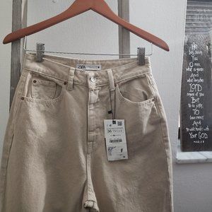 Zara Straight Leg Mom Jeans / Straight Leg / Wide Leg /Flare Leg